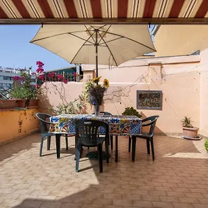 Carola's Terrace / La Terrazza Di Carola , Rome Italie
